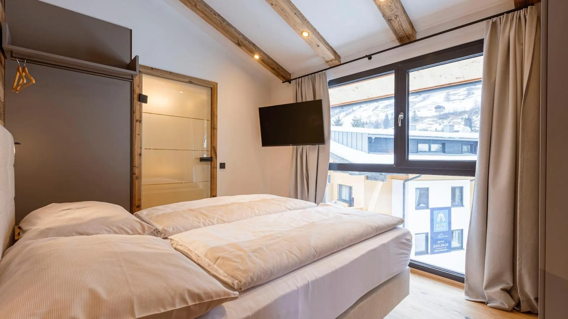 Saalbach Suites By Alps Resorts 0*, Saalbach-Hinterglemm