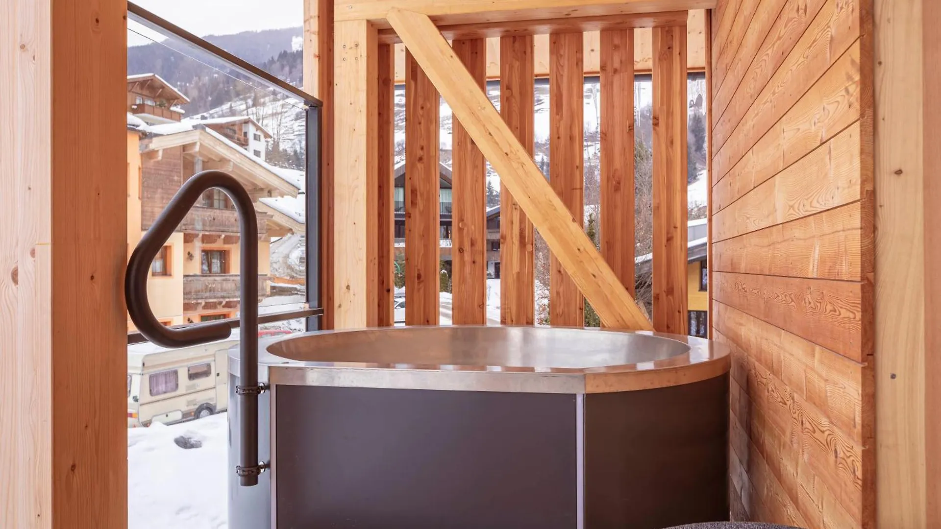 Apartmanhotel Saalbach Suites By Alps Resorts