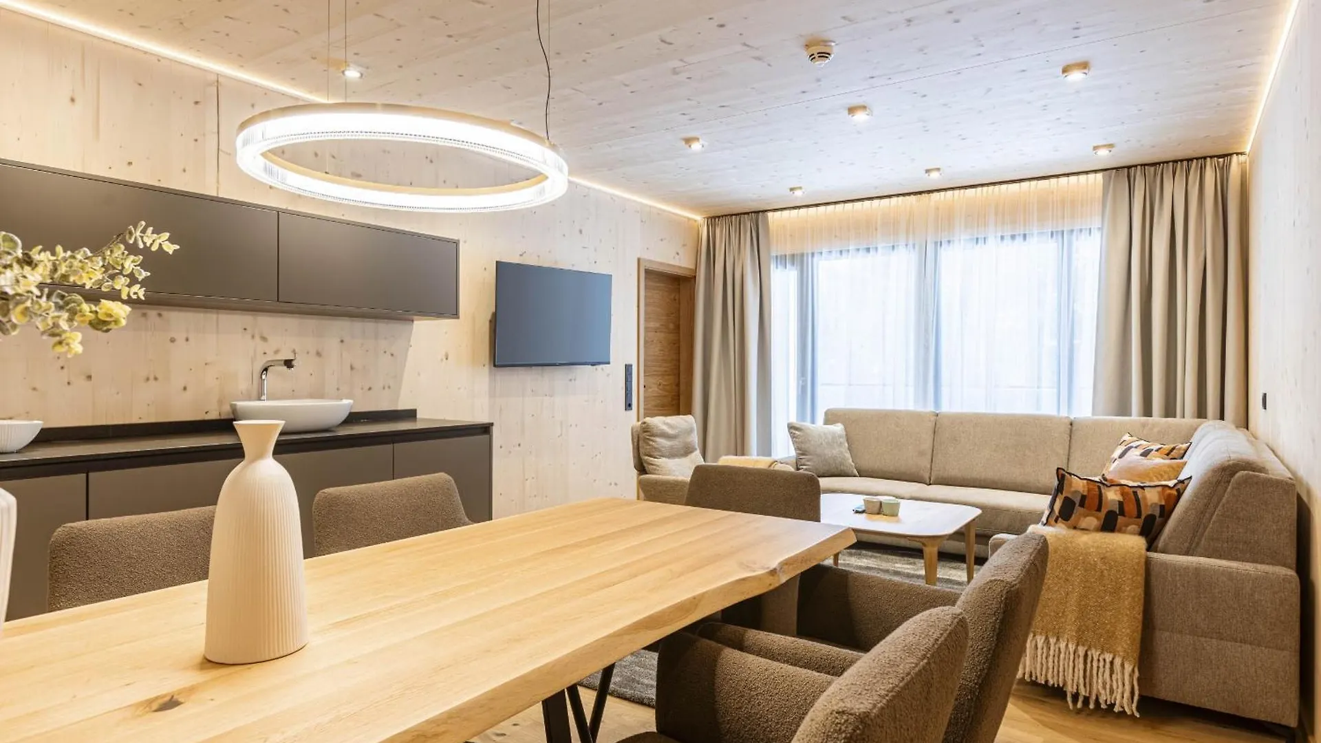Saalbach Suites By Alps Resorts 0*, Saalbach-Hinterglemm