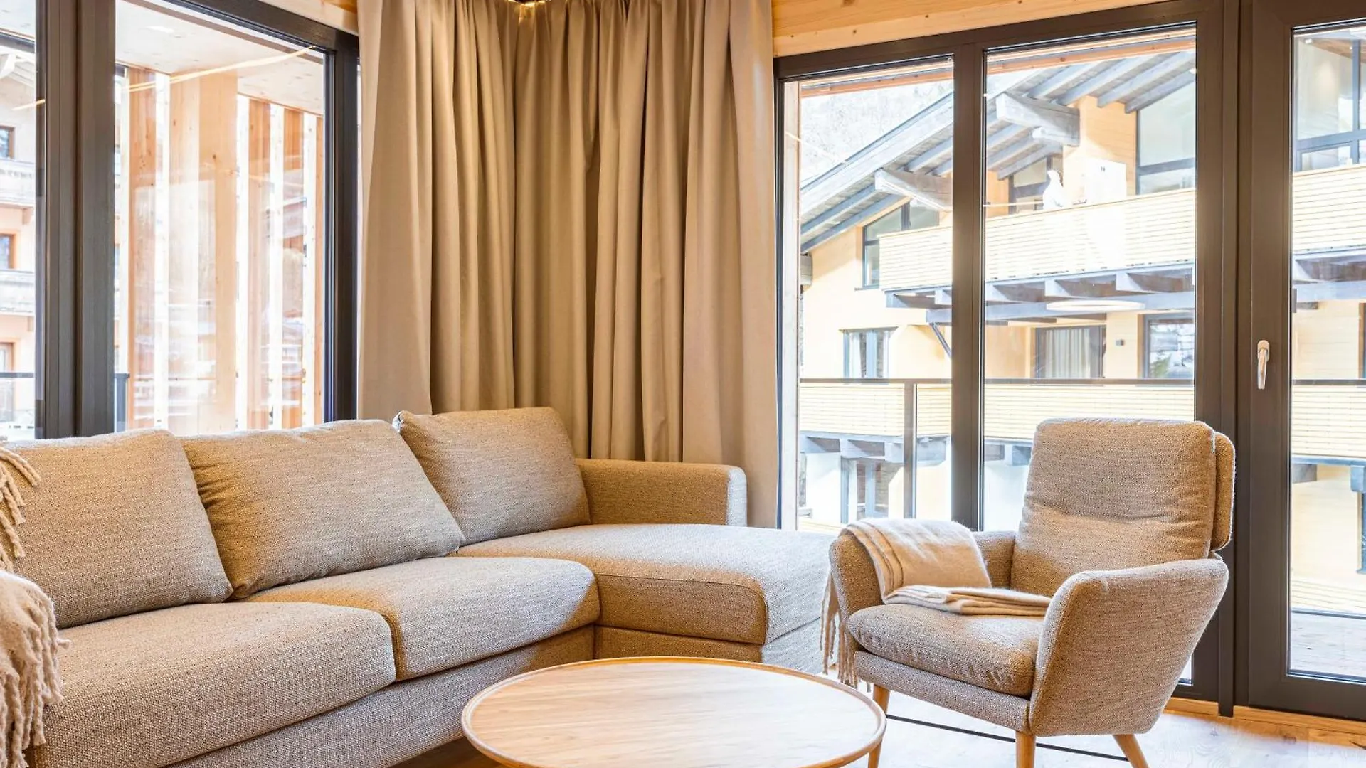 Saalbach Suites By Alps Resorts Aparthotel