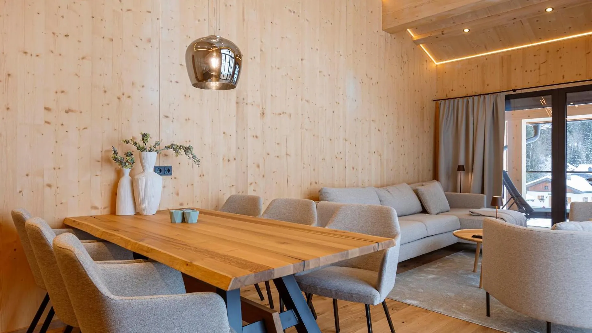 Aparthotel Saalbach Suites By Alps Resorts
