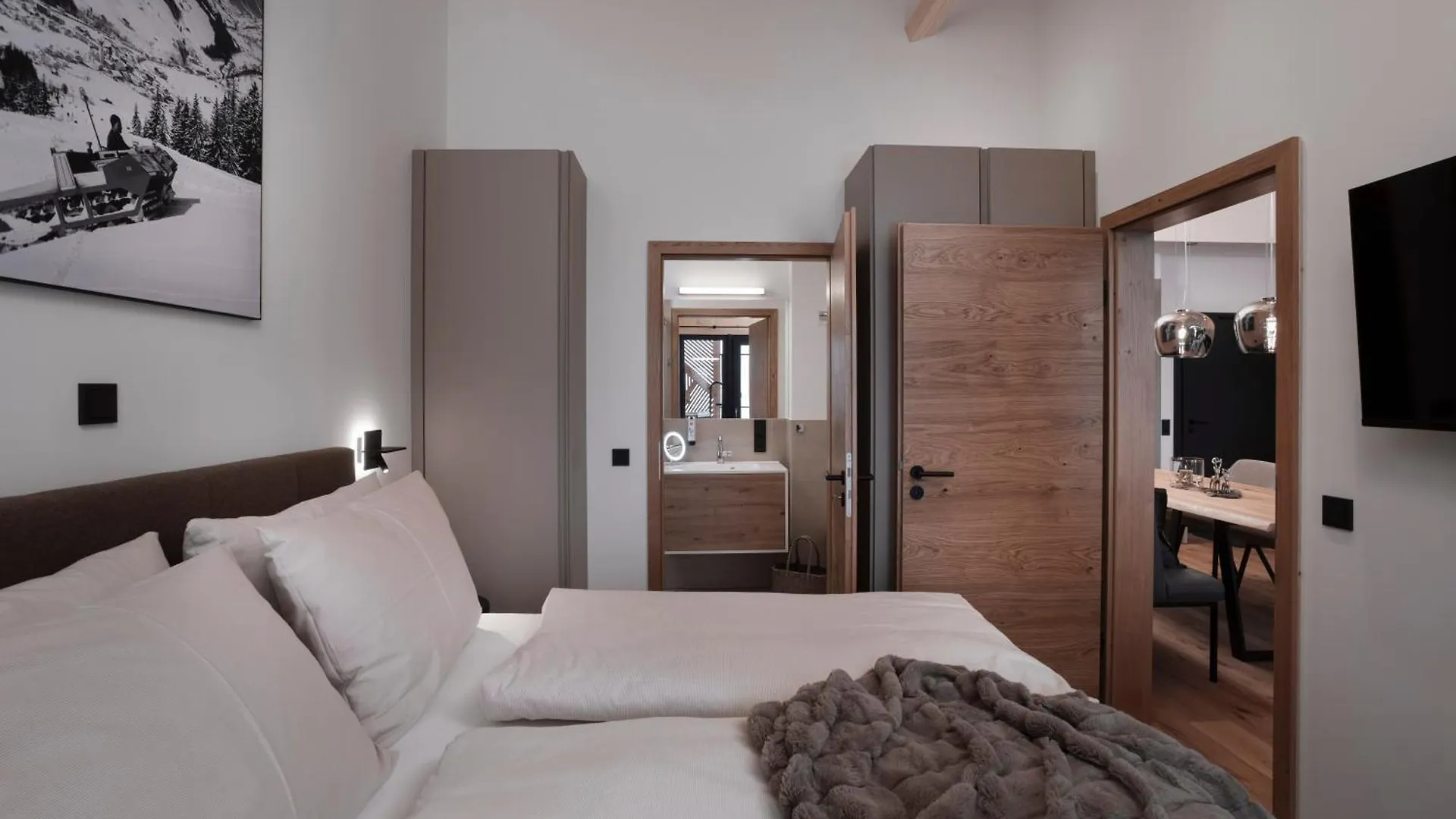 Aparthotel Saalbach Suites By Alps Resorts